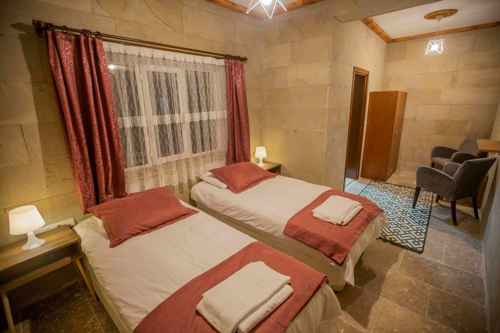 Capiedra Hotel Uchisar Exterior photo