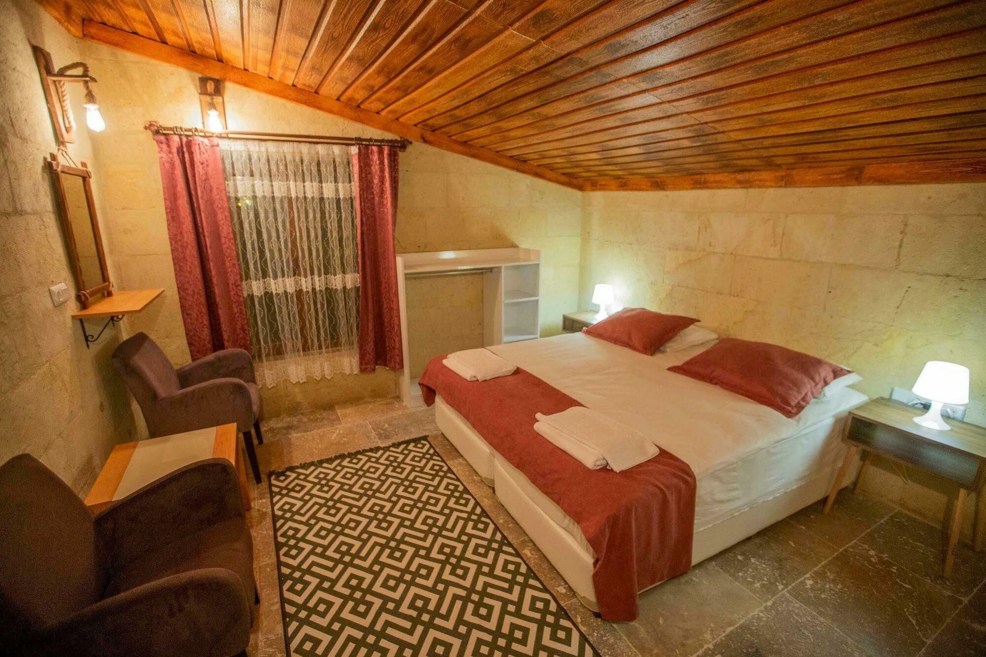 Capiedra Hotel Uchisar Exterior photo