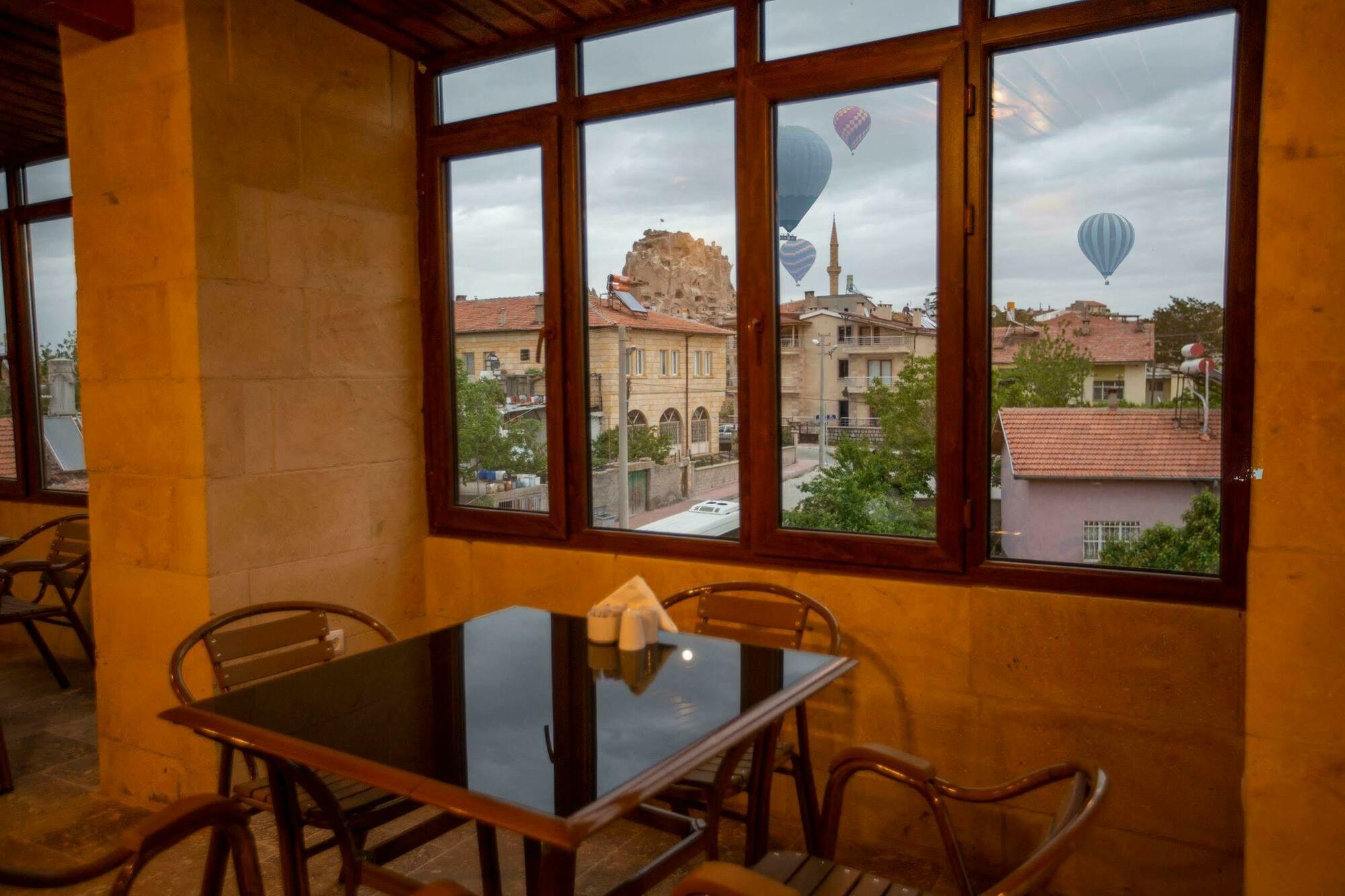 Capiedra Hotel Uchisar Exterior photo